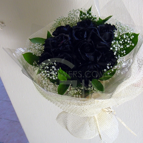 QF1141Black Rose Bouquet Click to enlarge