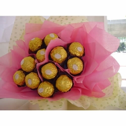 VD12RC-12 Rocher Chocolate Bouquet