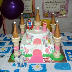 GF0043-Princess Castle Cake