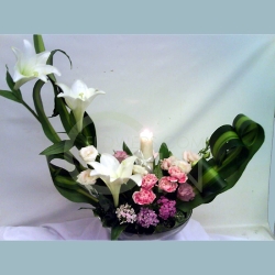 QF1186-white lily with carnation table arrangement